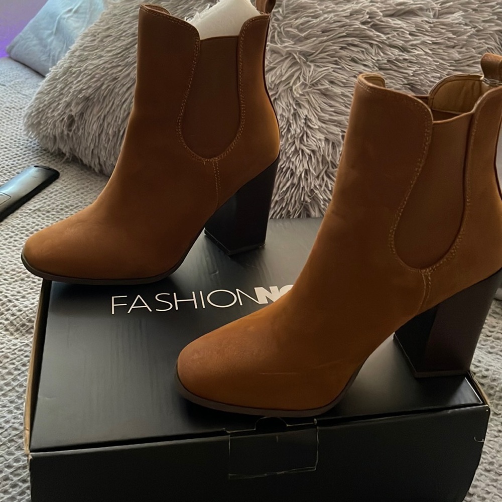 FASHION NOVA BOOTS